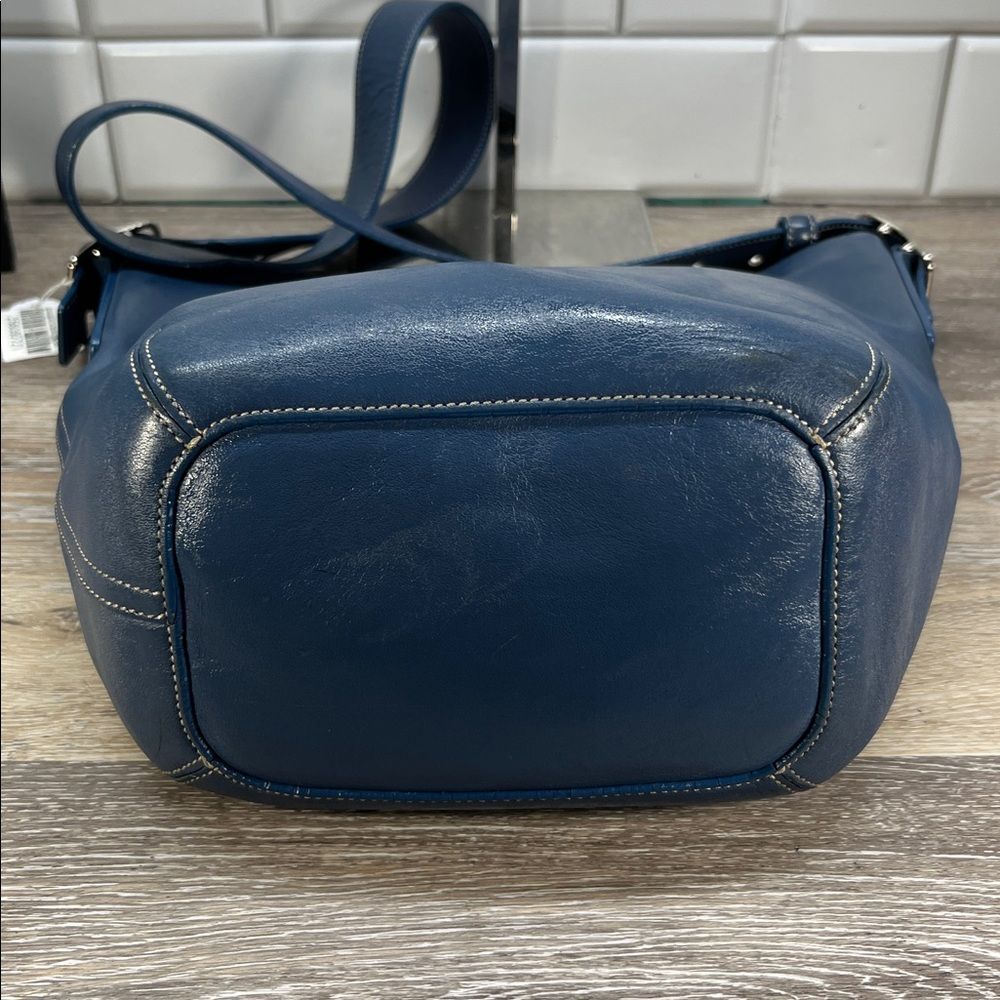 0721 Vintage Coach Elegant Navy Leather Shoulder Bag 258080721 - Picture 3 of 12